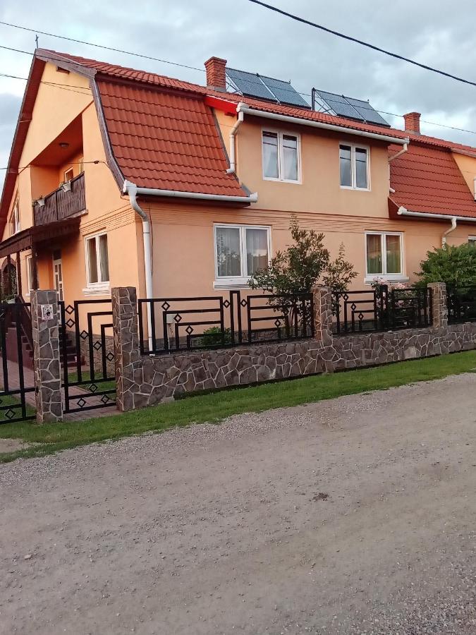 Hotel Timi Kulcsoshaz Lăzarea Exterior foto