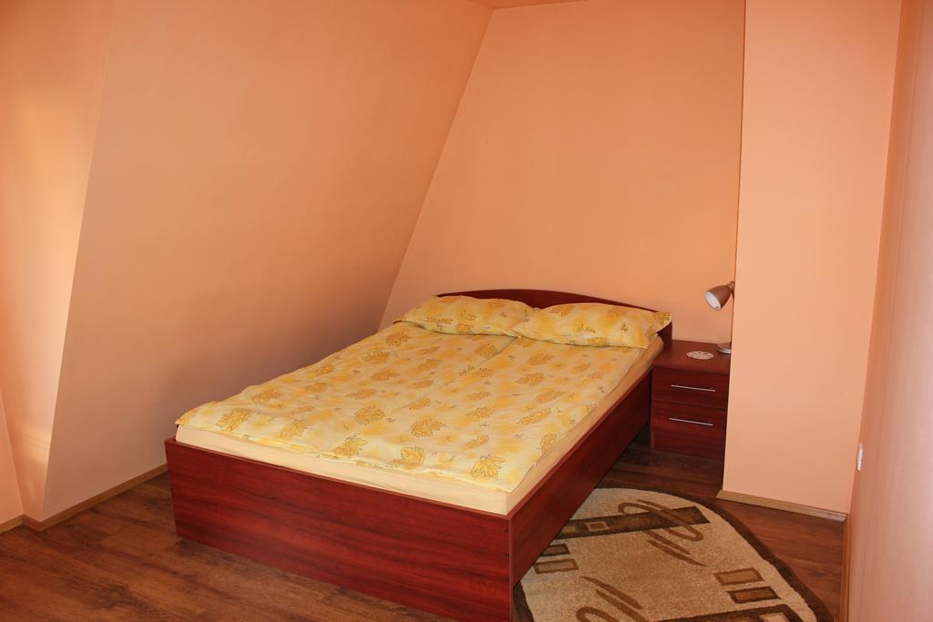 Hotel Timi Kulcsoshaz Lăzarea Exterior foto